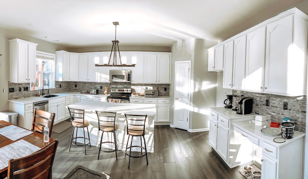 Artisan Cabinet Refinishing